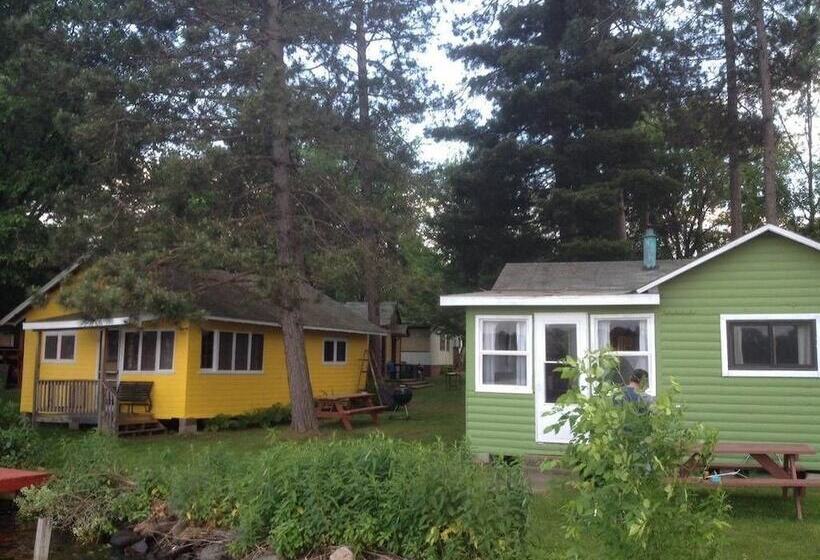 Хижина, Rainbow S End Resort