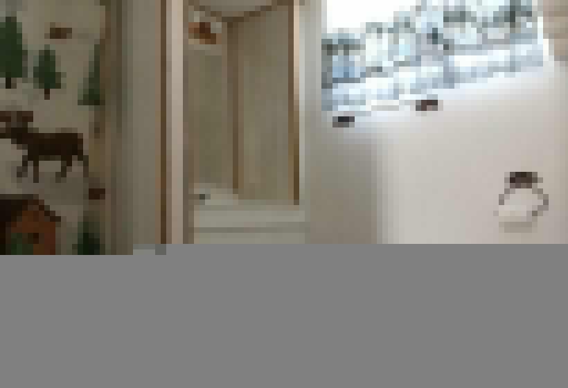Family Suite, Antler Motel