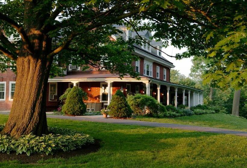 Номер Deluxe, Cameron Estate Inn