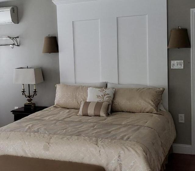 Номер Deluxe Кровать Кинг, Cameron Estate Inn