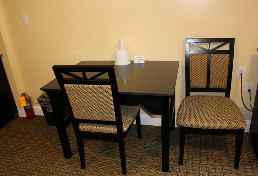 ２ベッドルームアパートメント, Crown Inn Motel Yorktown