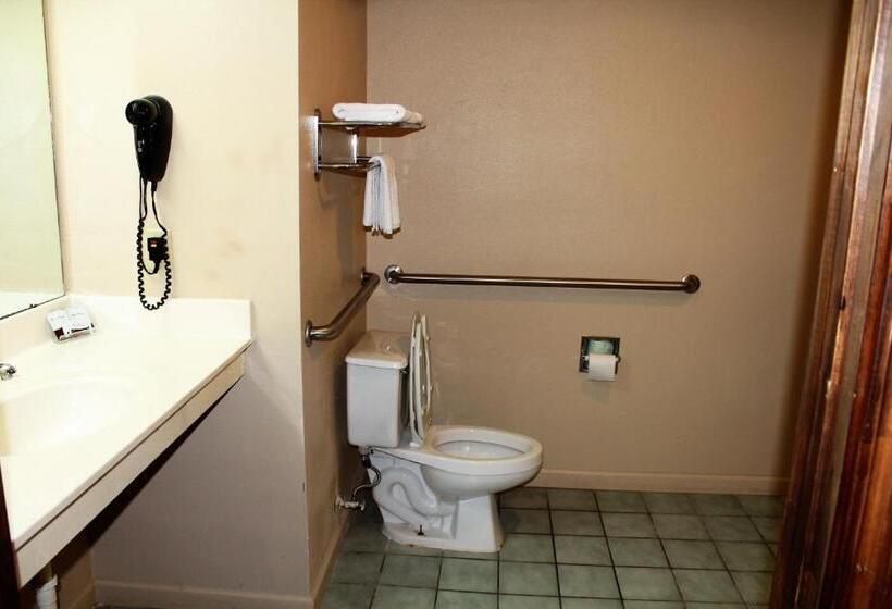 适合残疾人士使用的带超级大床的标准间, Highland Inn Denham Springs Baton Rouge East