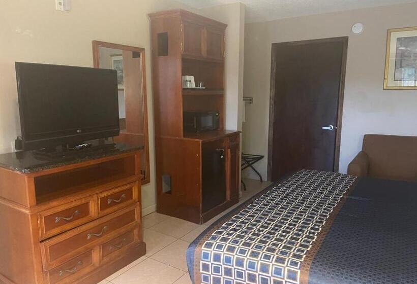 适合残疾人士使用的带超级大床的标准间, Highland Inn Denham Springs Baton Rouge East