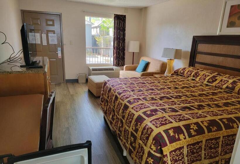 스탠다드 룸 킹사이즈 침대, Studio 9 Inn & Suites