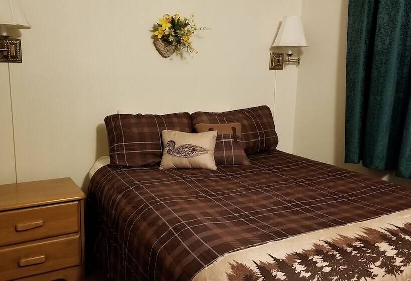 Апартаменты 2 Спальни, Eagle Cap Chalets