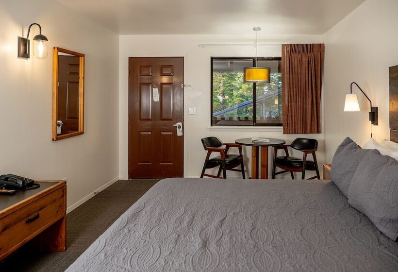 Номер Стандарт, Eagle Cap Chalets