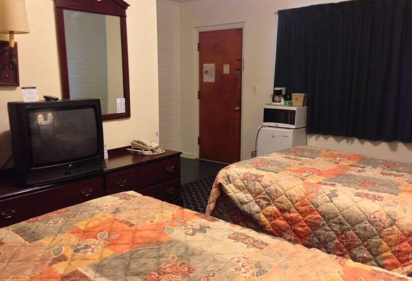 Номер Стандарт 2 Двуспальные Кровати, Villa Rosa Motel