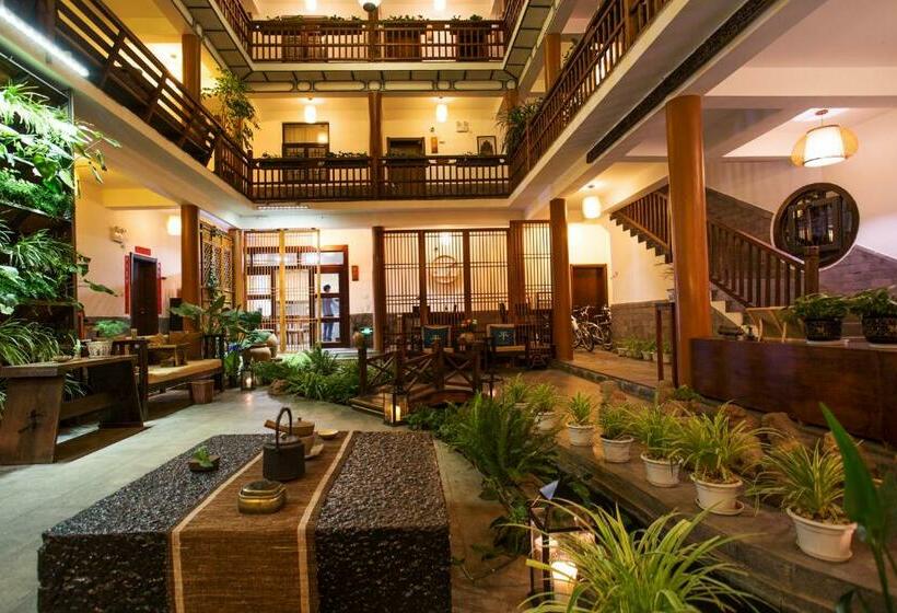 Quarto Estandar Cama King, Dali Yanyuan Mountain Retreat