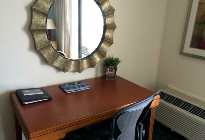 اتاق استاندارد با چشمانداز دریا, Tybee