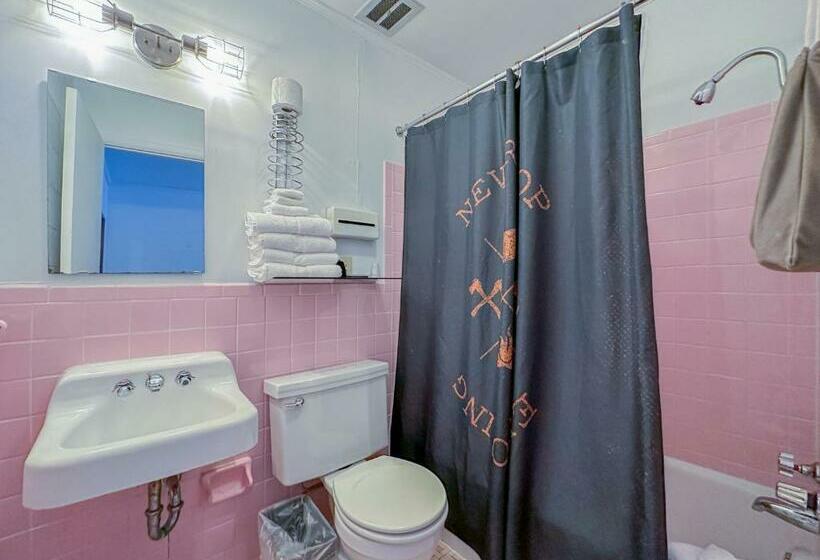 Номер Стандарт, The Wanderoo Lodge