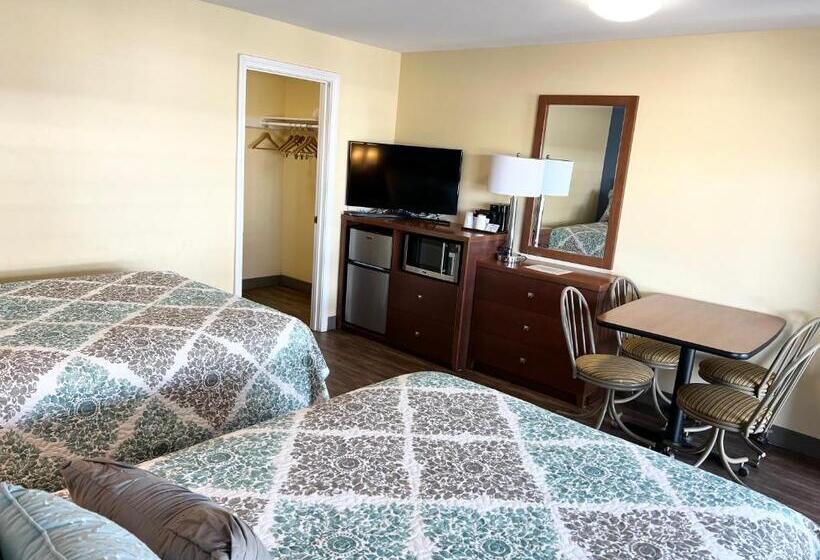 带2个双人床的标准工作室, Scarborough Beach Motel