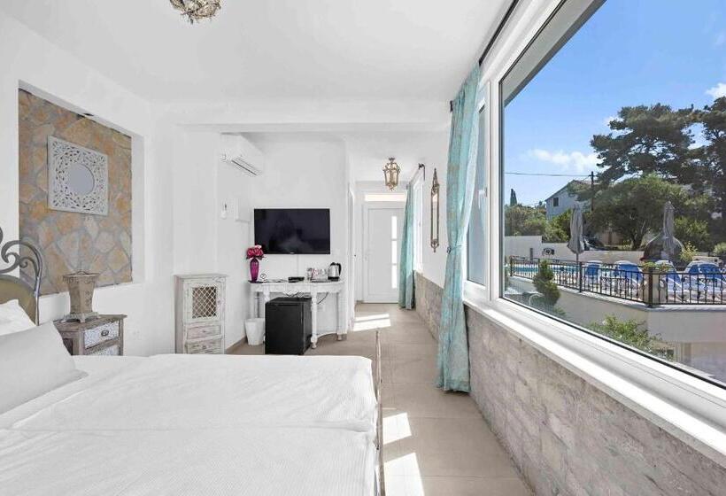 اتاق لوکس با چشم‌انداز دریا, Boutique Guesthouse Sveti Petar, On The Beach, Heated Pool & Boat Berth   Adult Only