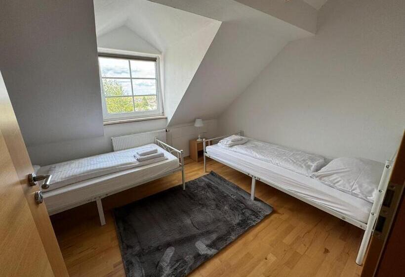 Апартаменты 4 Спальни, Schloss Hotel Kastellaun