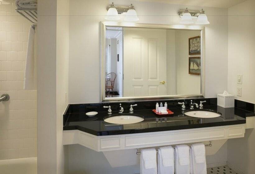 Quarto Deluxe, Williamsburg Lodge, Autograph Collection