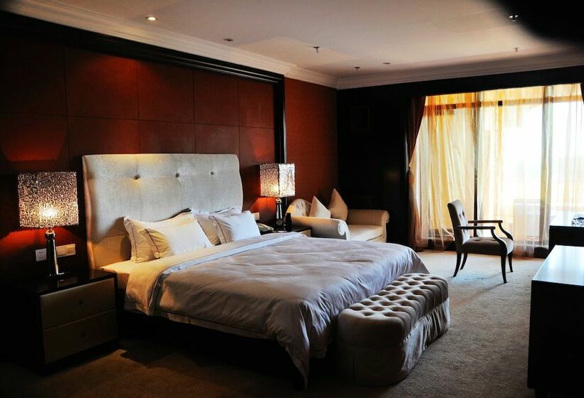 سوییت لوکس, Country Garden Holiday Hotel Shenyang