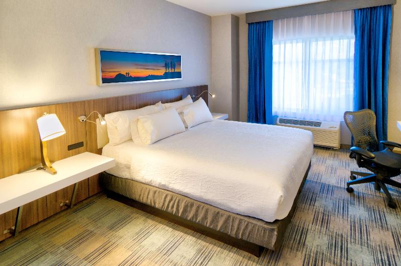 Номер Стандарт Вид на Бассейн, Hilton Garden Inn Santa Barbara/goleta