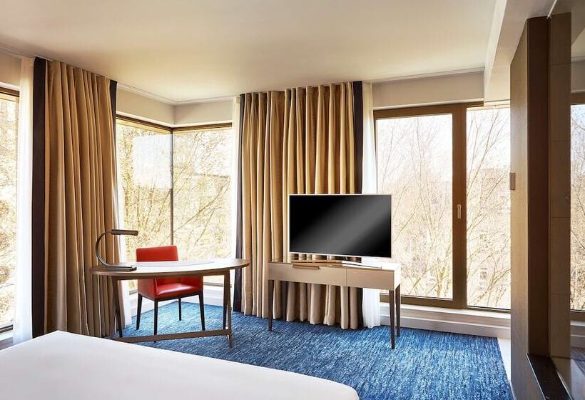 Club Room, Hyatt Regency Amsterdam