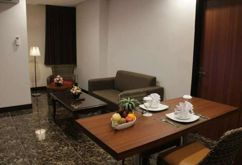 Люкс, Atrium Premiere Hotel Cilacap