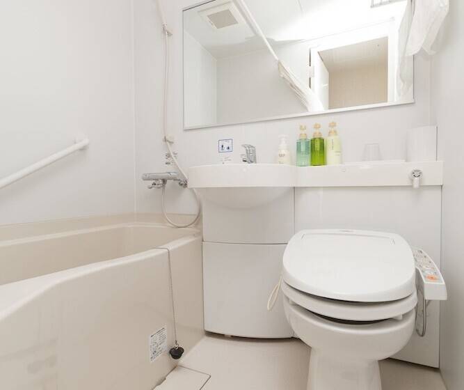 Номер Стандарт, Sanco Inn Tsu Ekimae