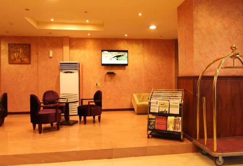 Студия Стандарт, Khalifa Tower Hotel Apartments