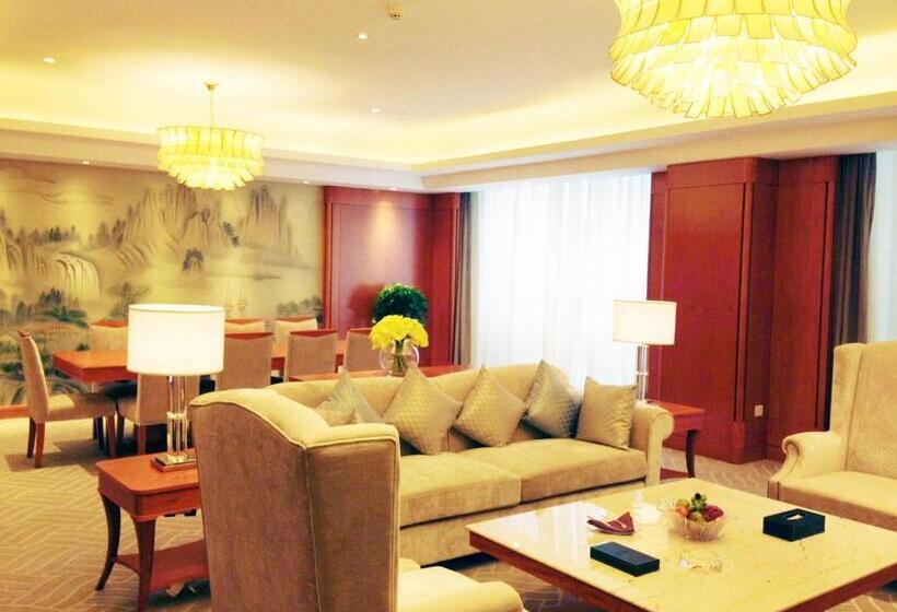 수피리어 스위트, Huaguoshan