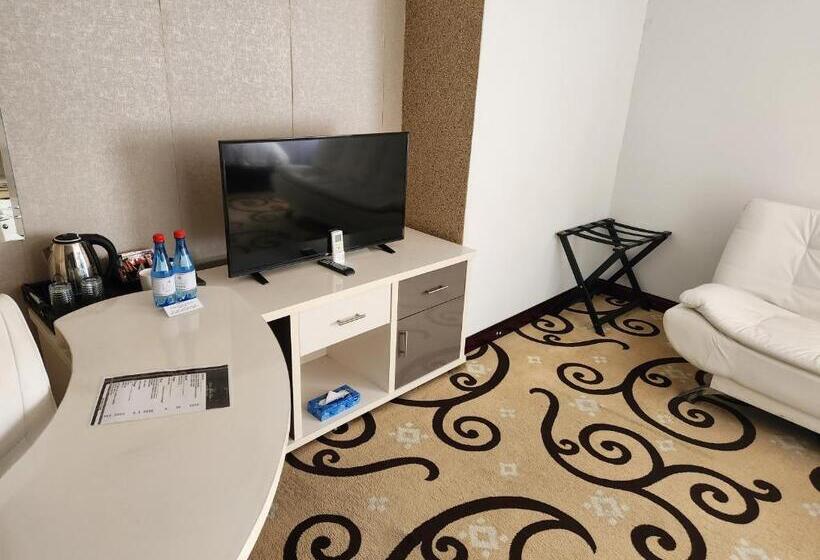 Президентский Люкс, Palm Continental