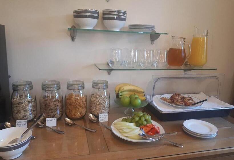 Номер Superior Вид на Сад, Berry House Bed & Breakfast