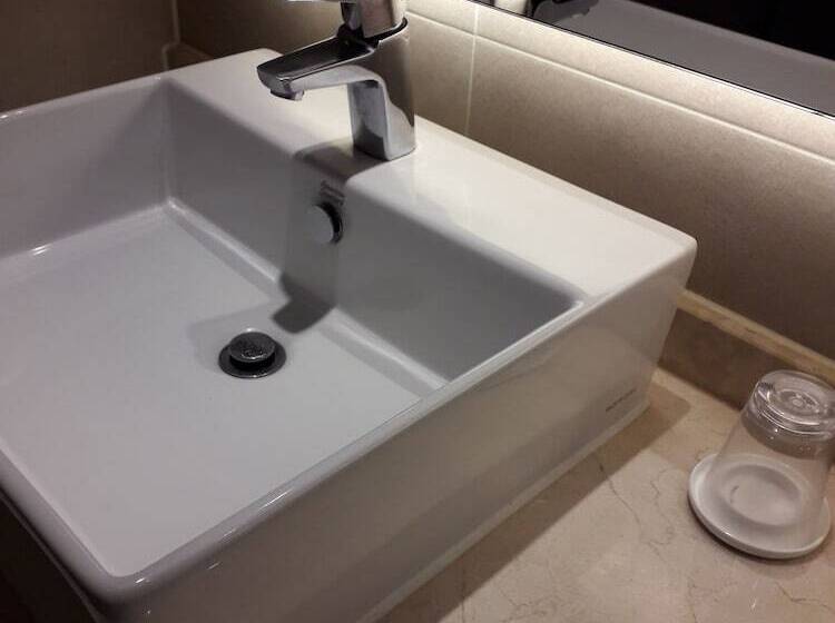 Люкс, J Square Hotel And Wedding