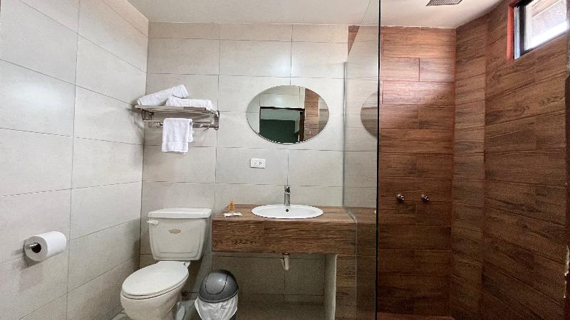标准间, Varadero Internacional