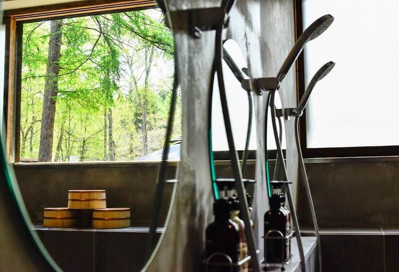 חדר סטנדרט, Lamp Nojiriko