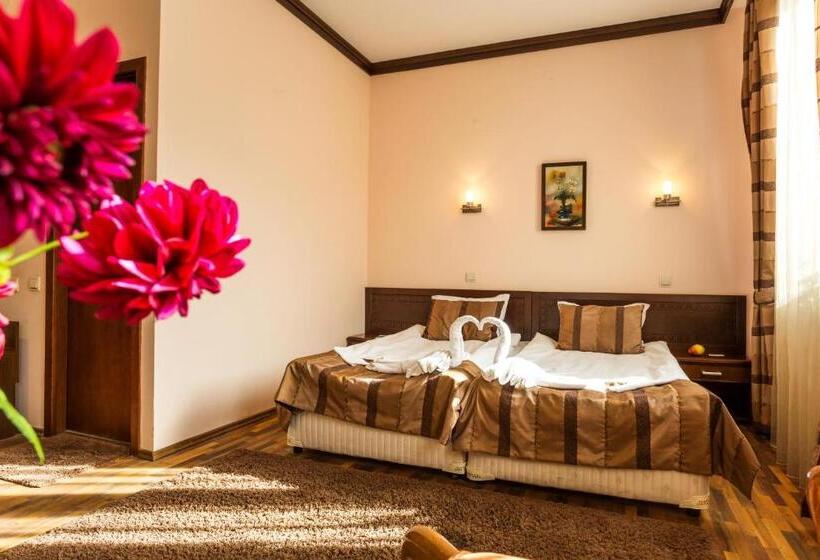 Номер Стандарт, Family Hotel Teteven