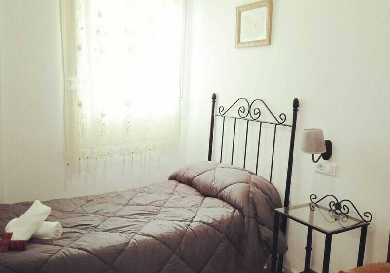 Номер Стандарт Индивидуальный, 24h Hostal Antequera