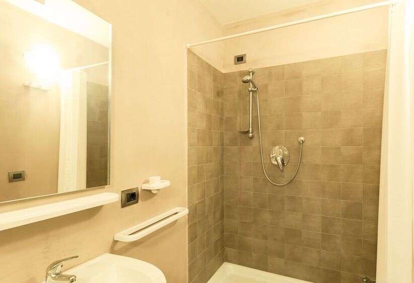 Номер Стандарт, Ecoalbergo Bracciano