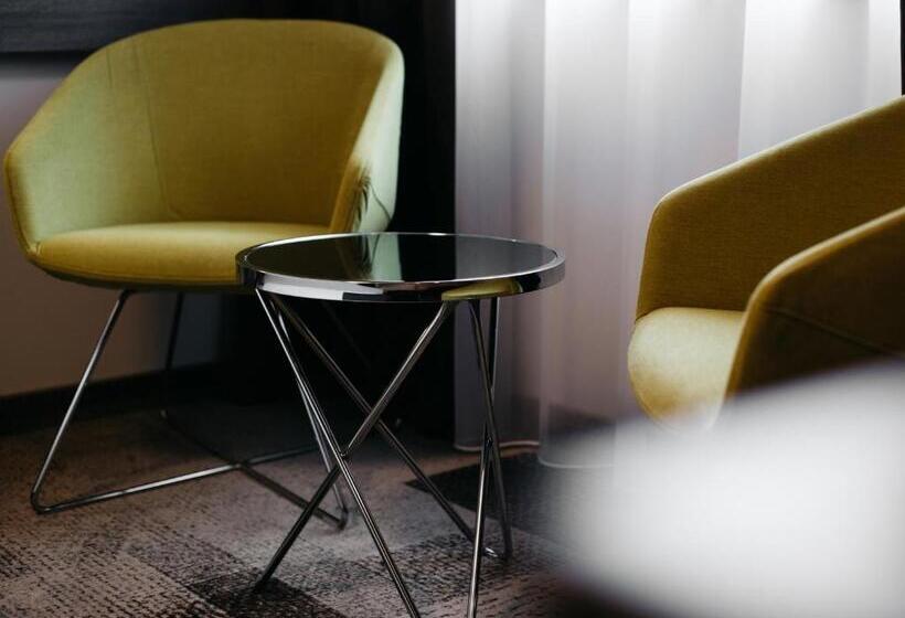 Номер Стандарт Индивидуальный, Q Hotel Plus Katowice