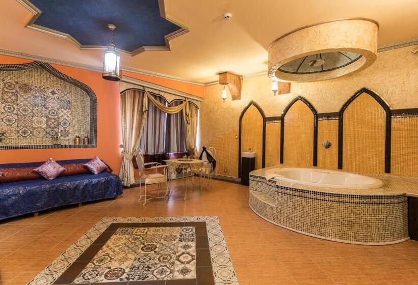 Люкс Повышенной Комфортности, Diplomat Plaza Hotel & Resort