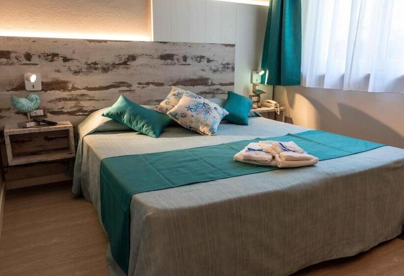 Номер Economy, Acquamarina