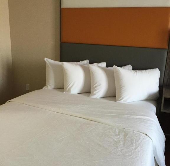 جناح سوبيريور, Southfort Inn