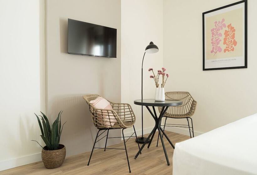 스탠다드 스튜디오, Lan Suites