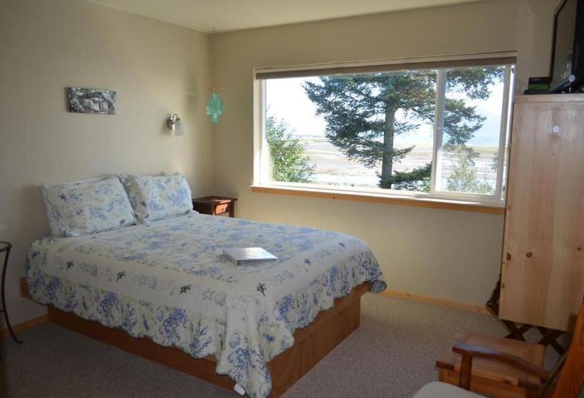 Номер Стандарт, Bay Avenue Inn