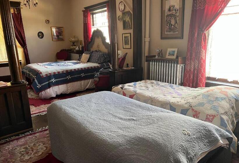Четырехместный Номер Deluxe, Bed And Breakfast Hearts Desire