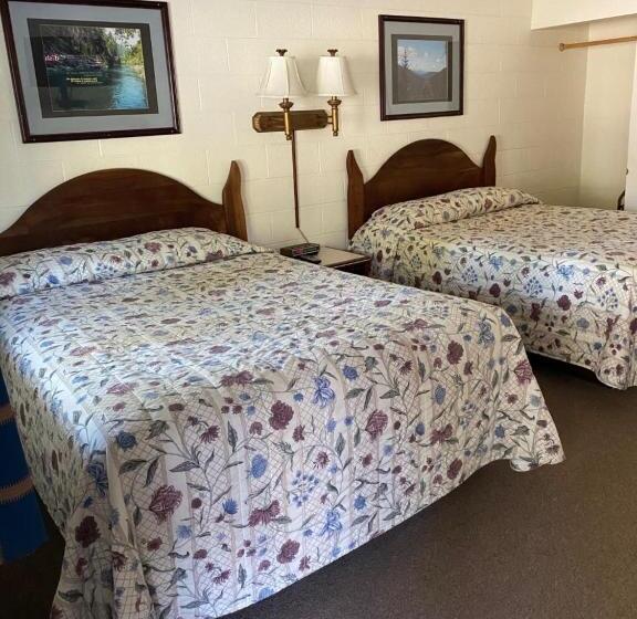 Номер Стандарт, Forest Lodge Motel