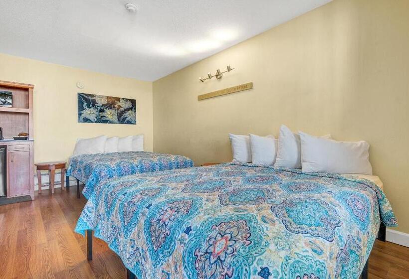 اتاق استاندارد با چشم‌انداز, Abellona Inn & Suites
