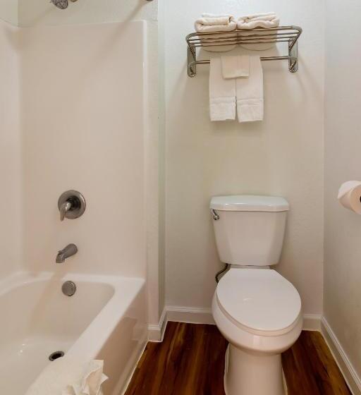 Номер Премиум, OYO Hotel Pearsall I-35 East