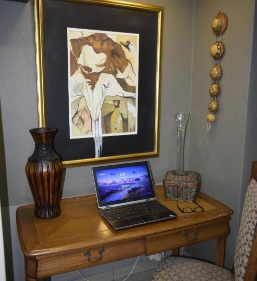 חדר סטנדרט, The Rhino Room At Frederick S Place