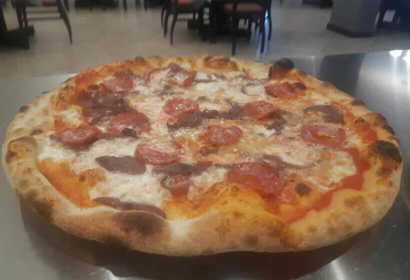 Номер Deluxe, Oberdan Ristorante Pizzeria