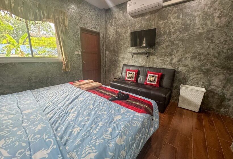 수피리어 룸, Toraneethai Homestay Amphawa
