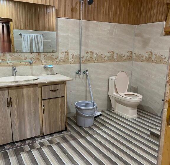 اتاق استاندارد, Baltistan Resort Kachura