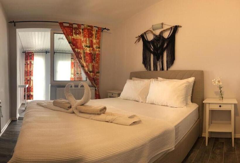 Triple Room Sea View, 4 Oda Butik Otel