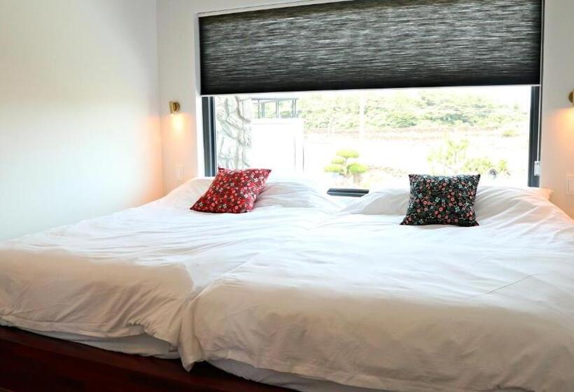 اتاق استاندارد چهار تخته, Hado Fourseasons Pension
