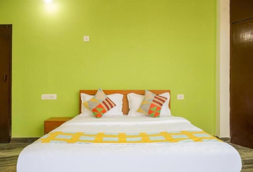 اتاق لوکس, Goroomgo Elite Stay Bhubaneswar Near Shri Shiridi Sai Mandir   Prime Location With Spacious Room   B